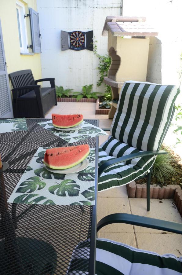 Anma Cottages The Secret Garden Pianello Del Lario Exterior photo