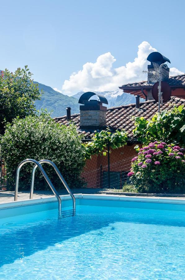 Anma Cottages The Secret Garden Pianello Del Lario Exterior photo