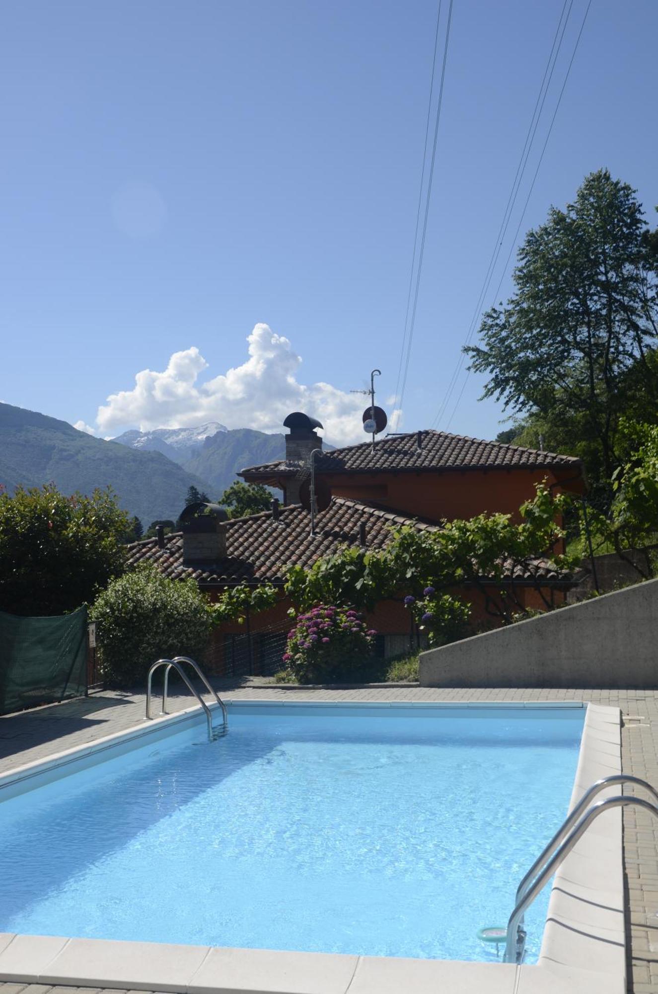 Anma Cottages The Secret Garden Pianello Del Lario Exterior photo